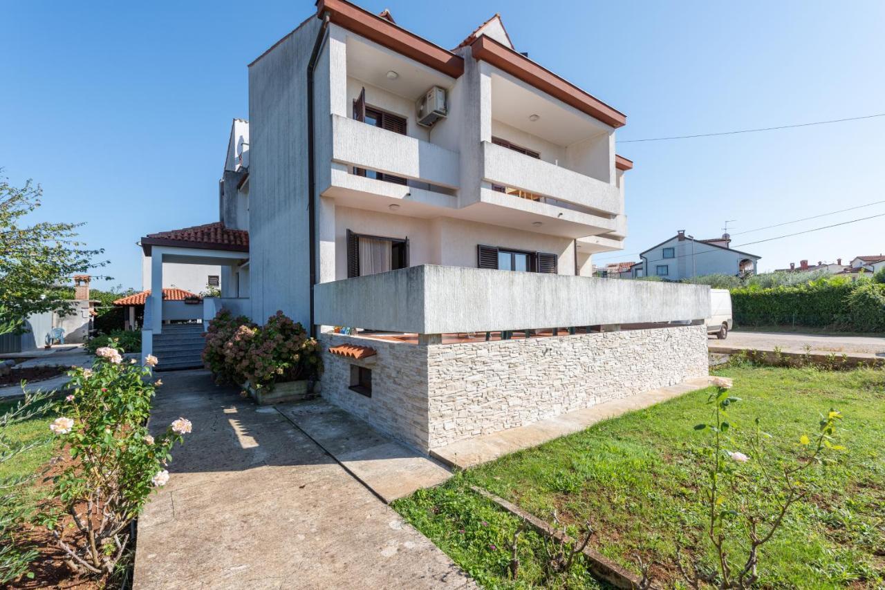 Apartments Villa Falcon 푼타나 외부 사진